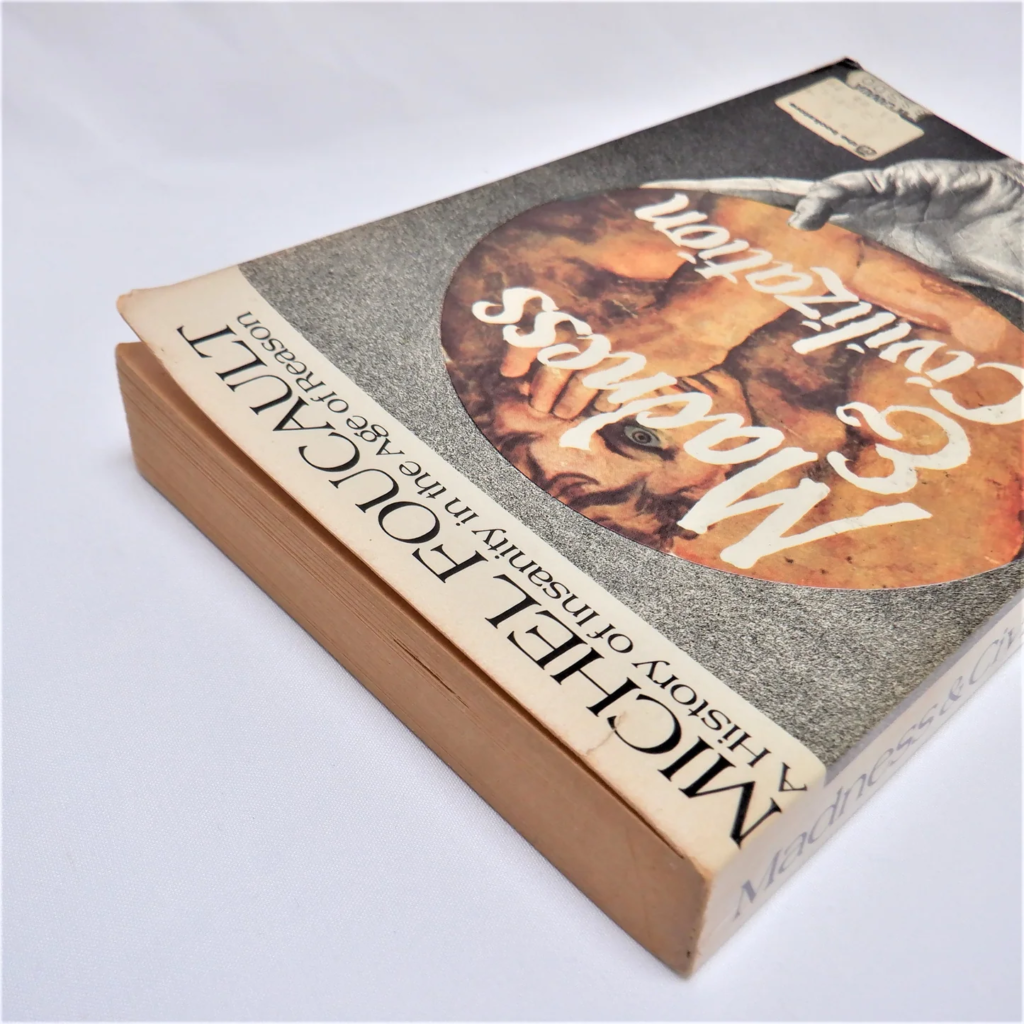 دراسة كتاب تاريخ الجنون في العصر الكلاسيكي 1961م - ميشيل فوكو 9 صورة كتاب تاريخ الجنون في العصر الكلاسيكي تأليف ميشيل فوكو في طبعته الفرنسية